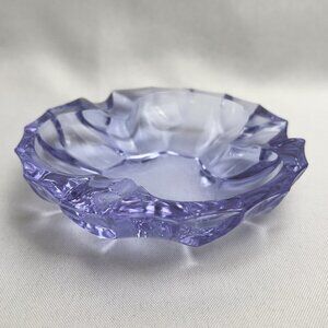 Neodymium Alexandrite Vintage Art Glass Ashtray Color Changing Purple to Blue